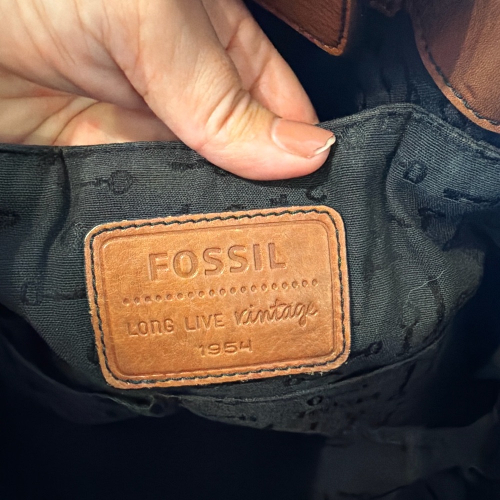 Fossil Vintage Brown Leather Keyhole Lock Tote Bag Large Shoulder Bag Purse - Picture 8 of 8